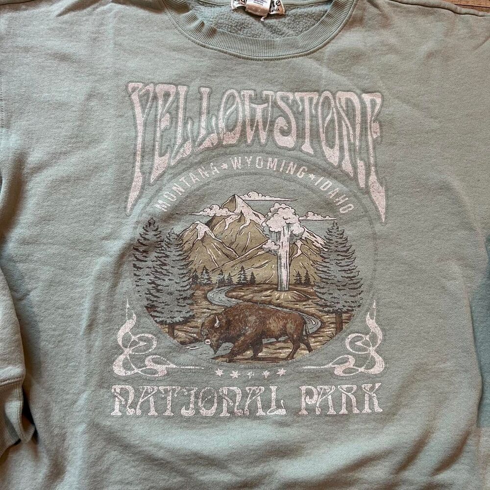 Unbranded Men's Green and Khaki Sweatshirt